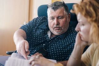Blbosti a buzerace, brání se starosta, jenž vykácel stromy a odklonil potok - Seznam Zprávy
